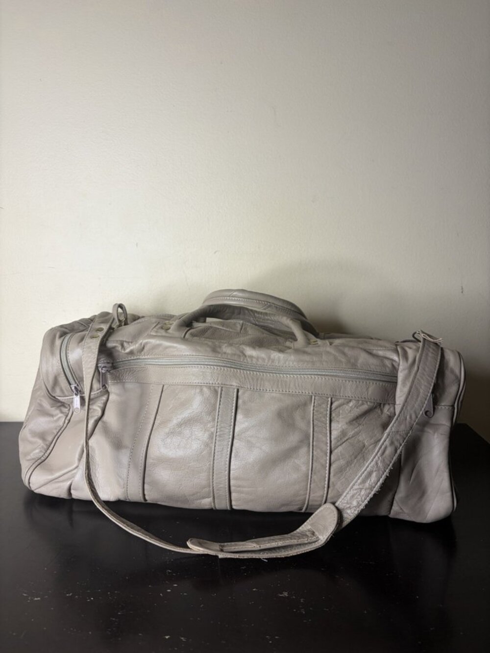 Ideal Vintage Taupe Leather Duffle Bag Overhead TravelIdeal zip